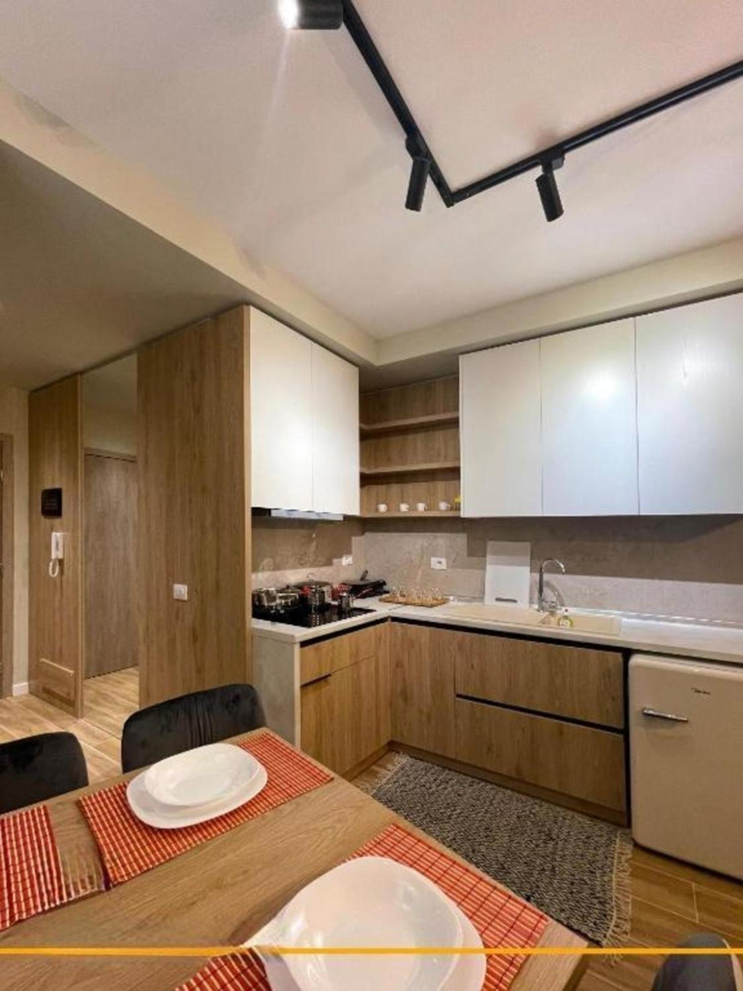 Flori Apartments ซารานเดอ ภายนอก รูปภาพ