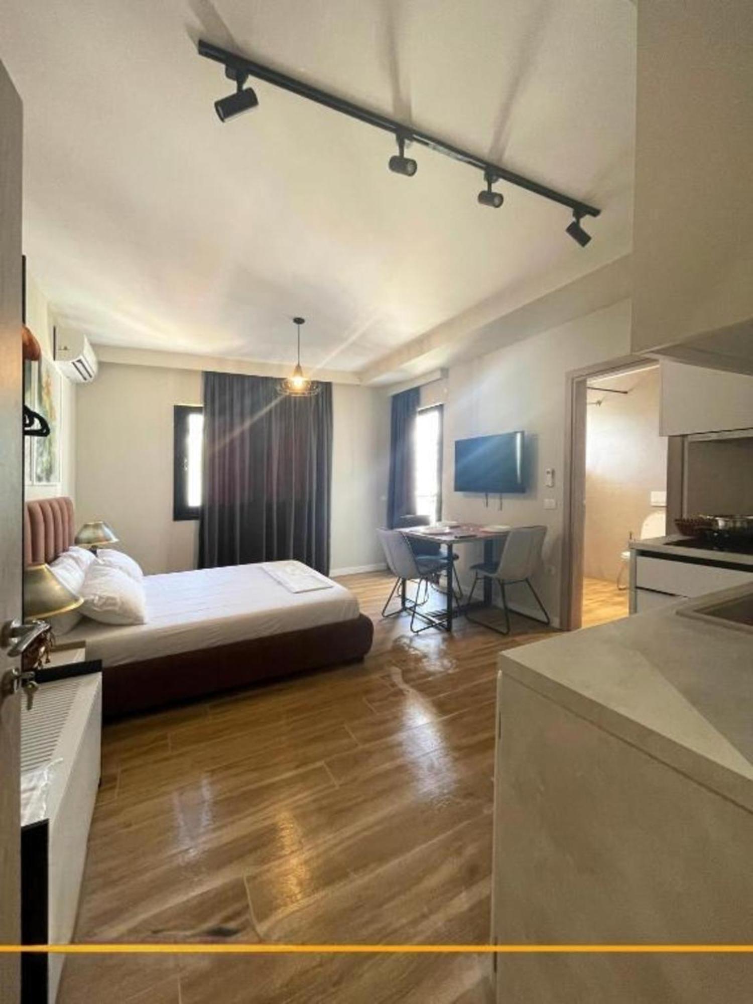 Flori Apartments ซารานเดอ ภายนอก รูปภาพ