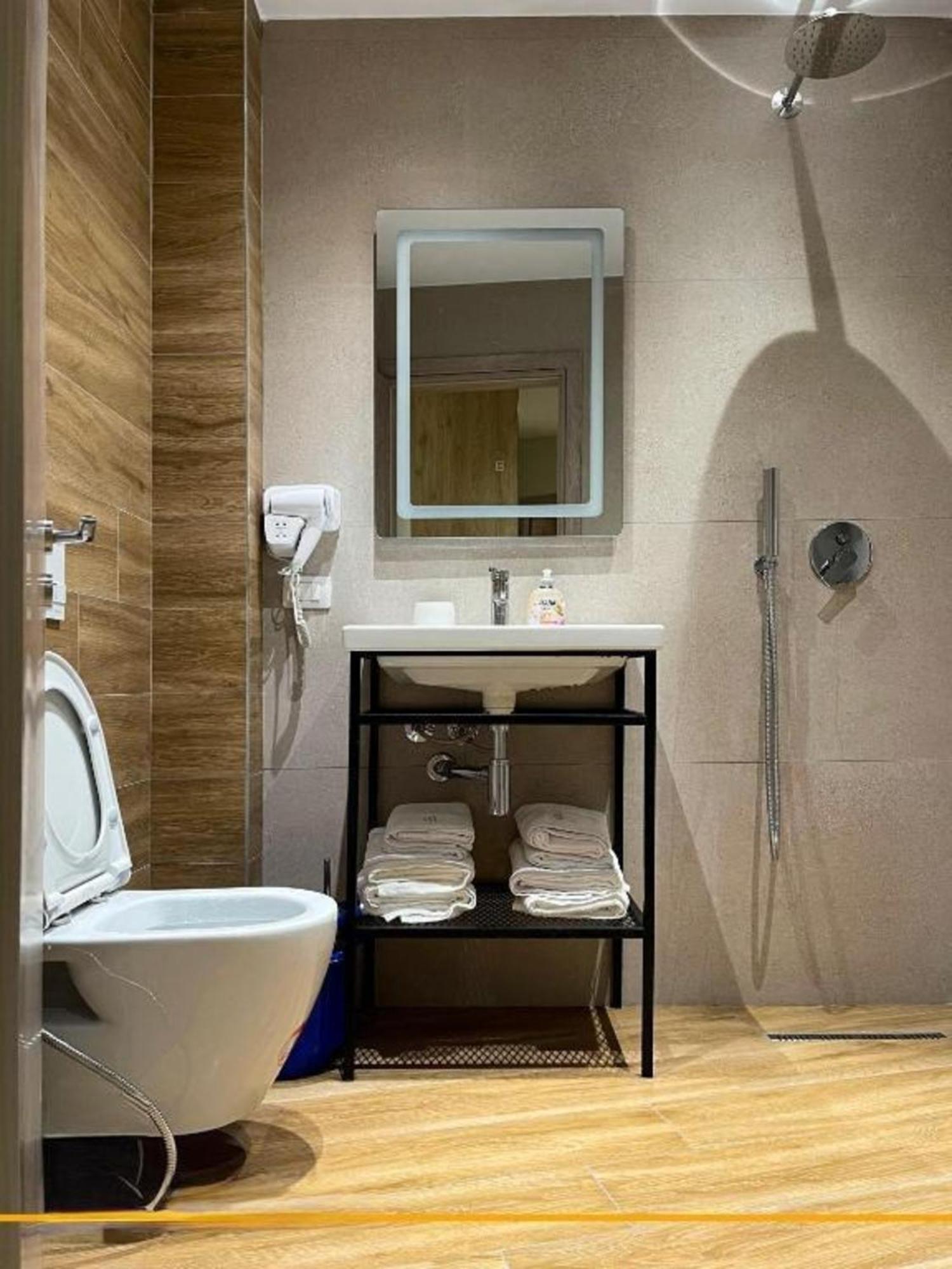 Flori Apartments ซารานเดอ ภายนอก รูปภาพ